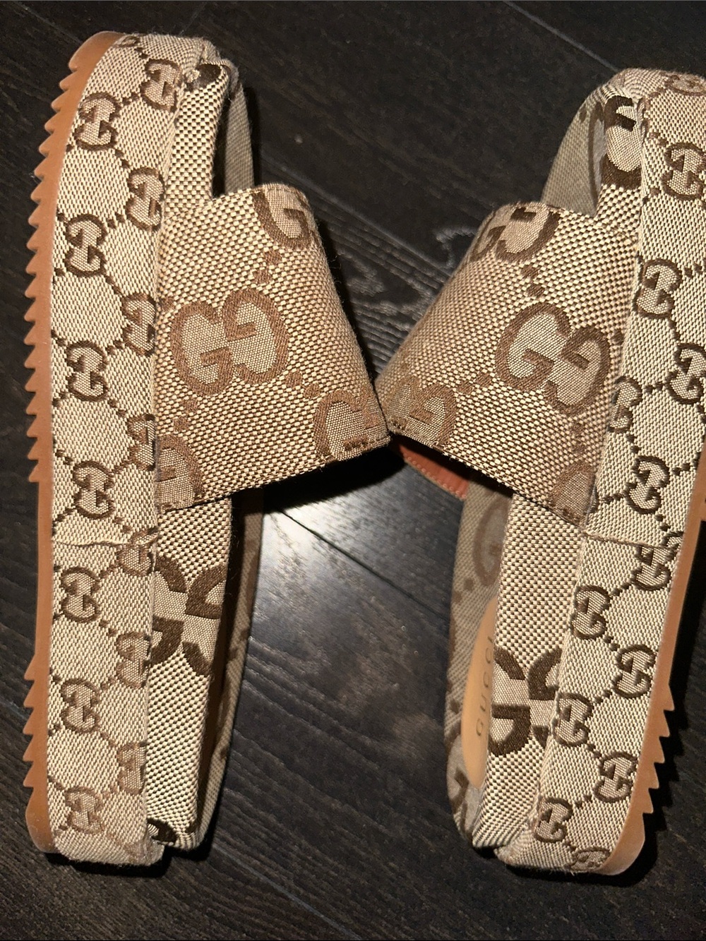 Like new Brown Beige GG Monogram Slide Sandals - Picture 6 of 6
